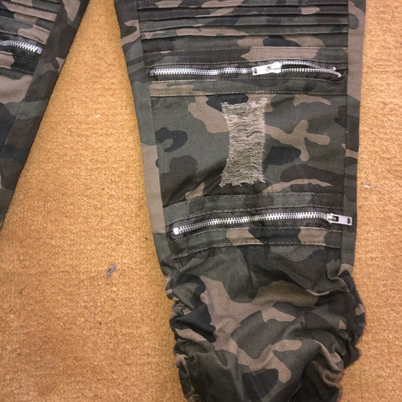 Camo Jogger pants - Picture 3 of 4